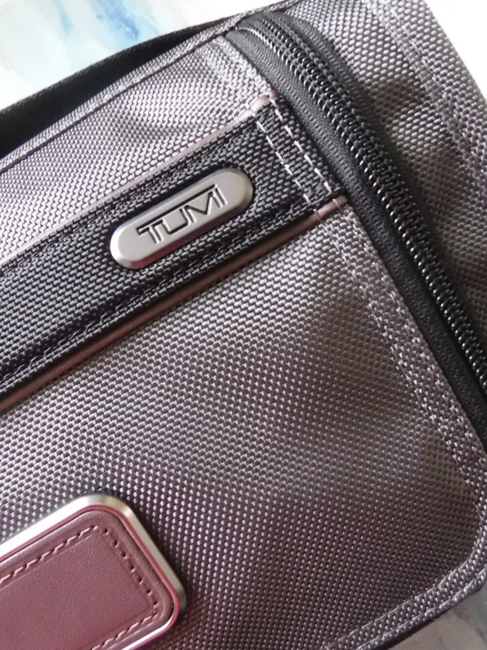 TUMI Medium Travel Kit  Castle Rock /Brown NWT